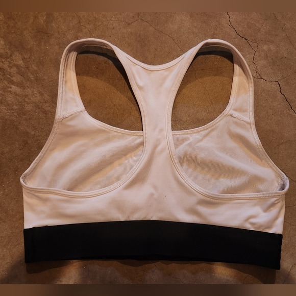 Victoria Secret Sports Bra M - Picture 3 of 7